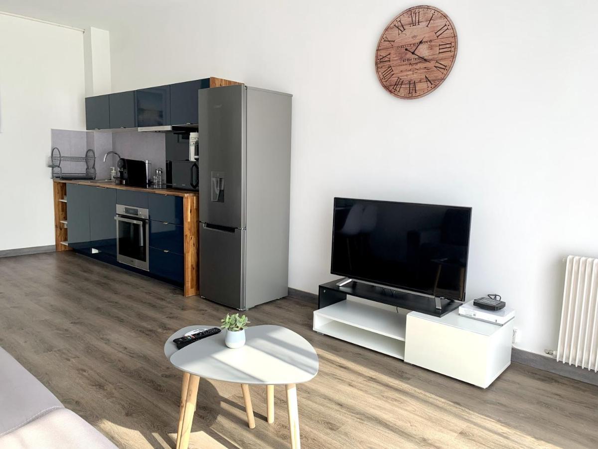 Le Myanmar - Hyper Centre - Parking - 4P Apartment Le Mans Bagian luar foto